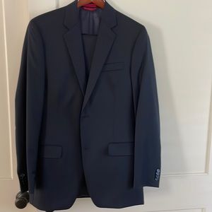 Two piece Alfani suit - never worn.